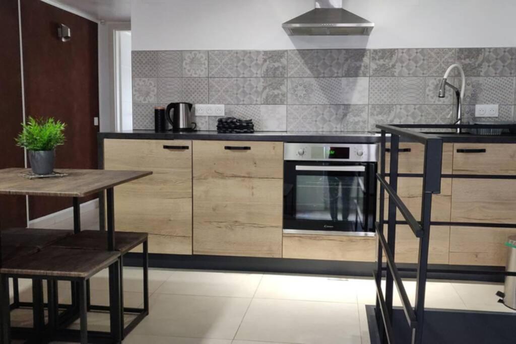 L'Estrade, Appartement De Standing En Hyper-Centre Сарґемін Екстер'єр фото