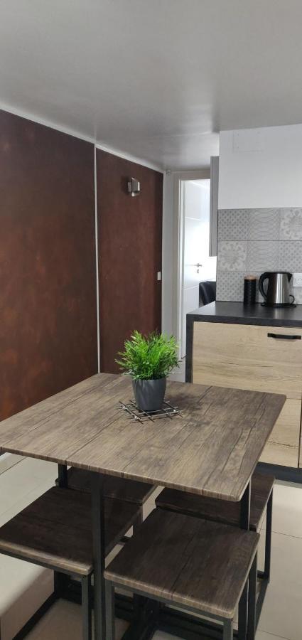 L'Estrade, Appartement De Standing En Hyper-Centre Сарґемін Екстер'єр фото